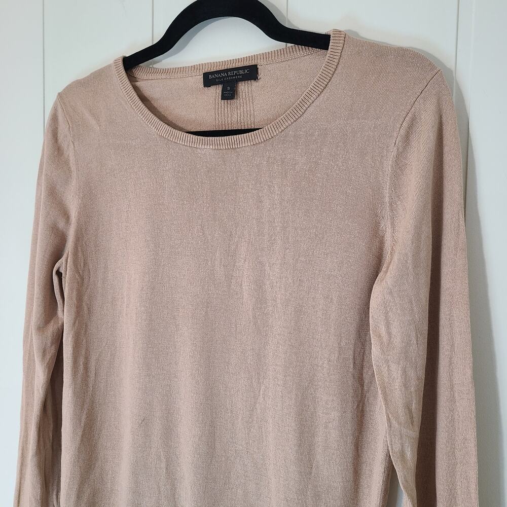 Sweater - Picture 4 of 7